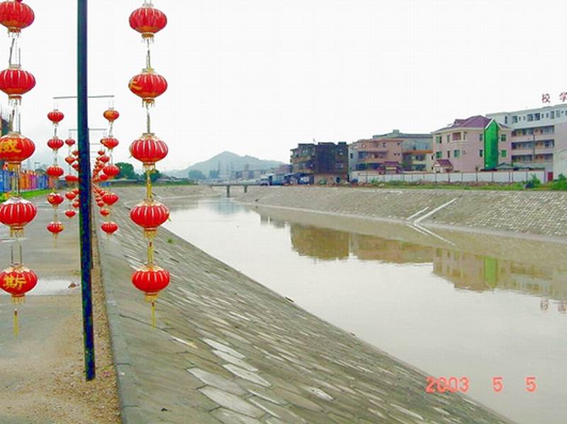 龍崗區(qū)坪山河河道景觀